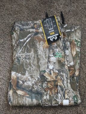 Realtree Camouflage Gear Bag in Green, Brown, White